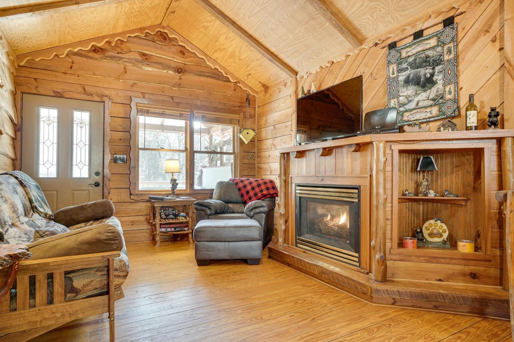 Secluded Family Retreat In Dahlonega With Hot Tub! Villa Buitenkant foto