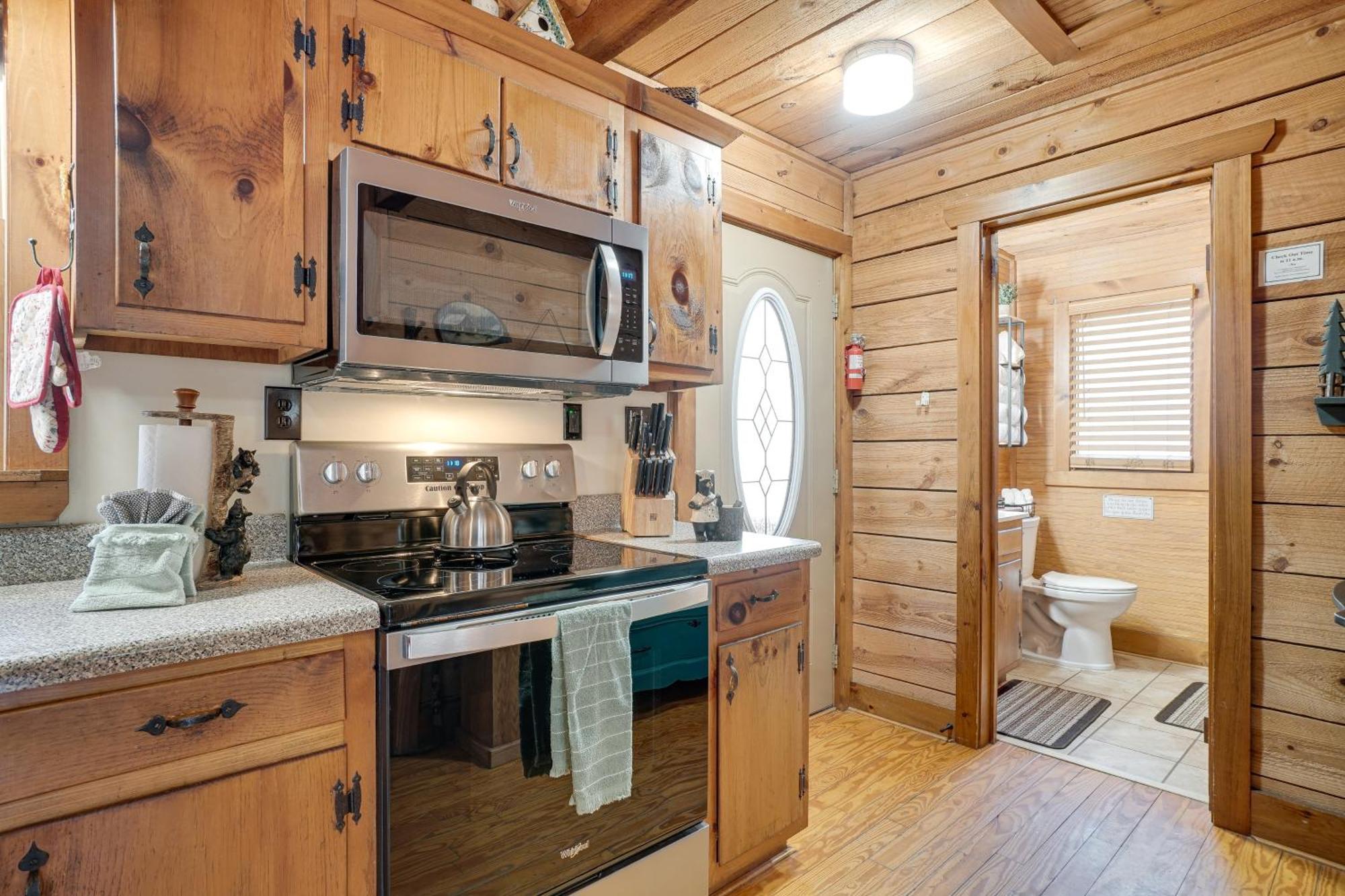 Secluded Family Retreat In Dahlonega With Hot Tub! Villa Buitenkant foto